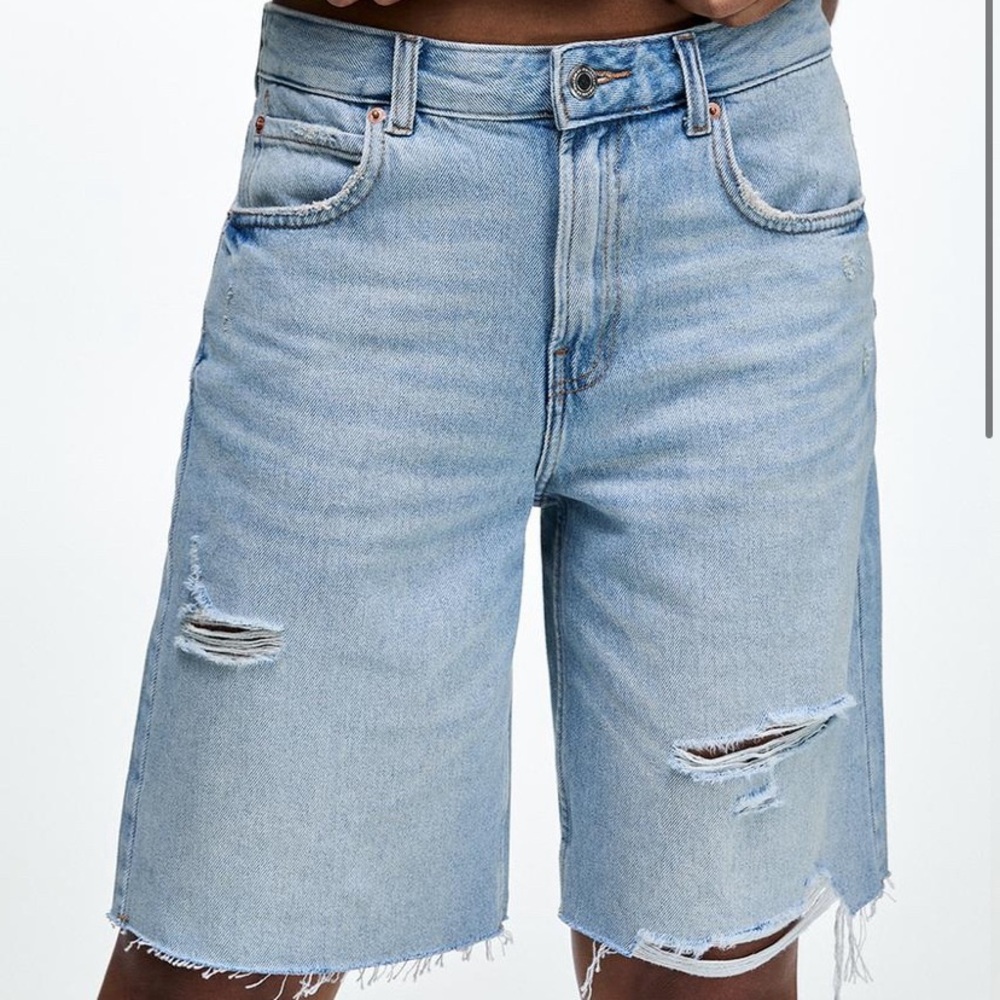 Boyfriend-fit denim Bermuda shorts blue